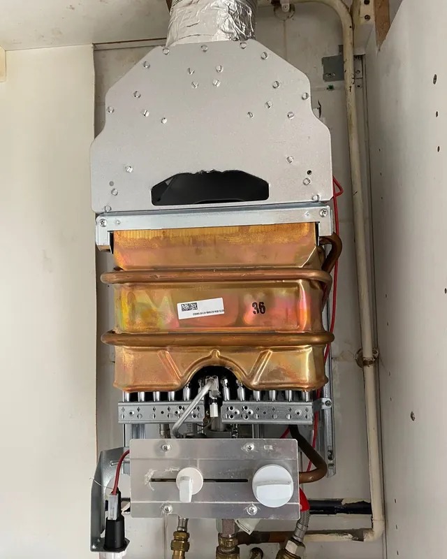 Chauffe-bain gaz ouvert, corps de chauffe en cuivre